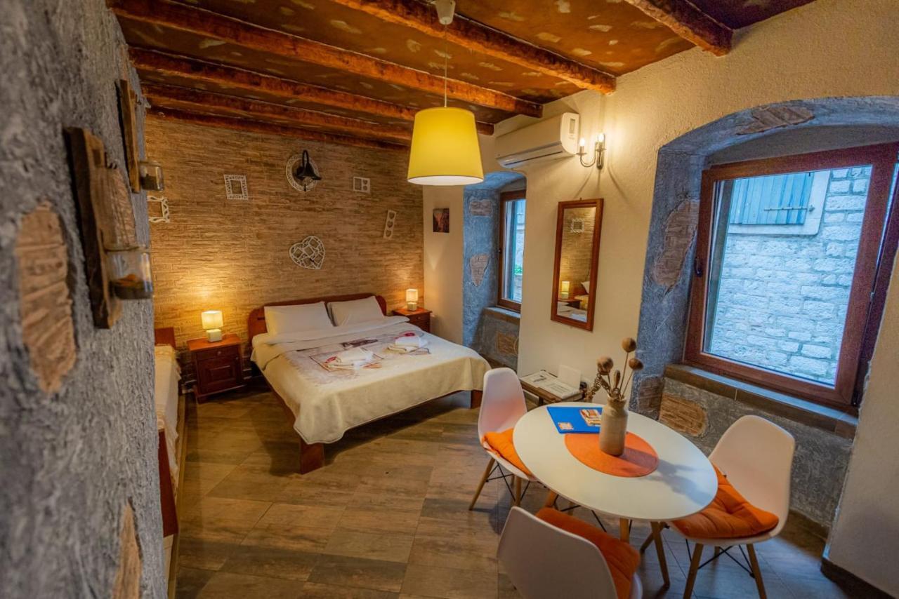 Lovely Studio In Kotor Apartamento Exterior foto